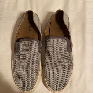 Olukai Slide on shoes